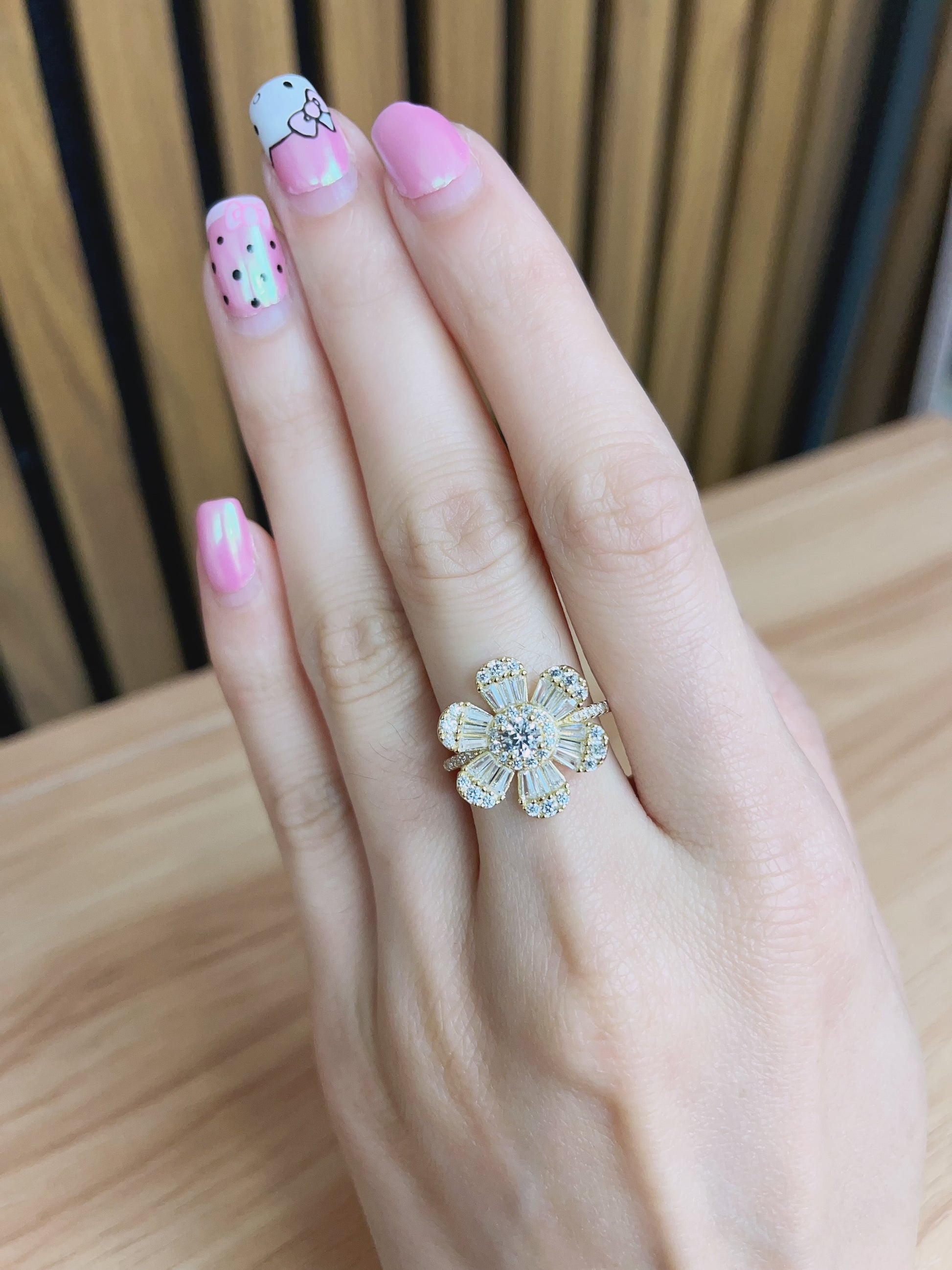 Sterling Silver with Simulated Diamond Cubic Zirconia Flower Shaped Rings for Women - LAX Jewelry