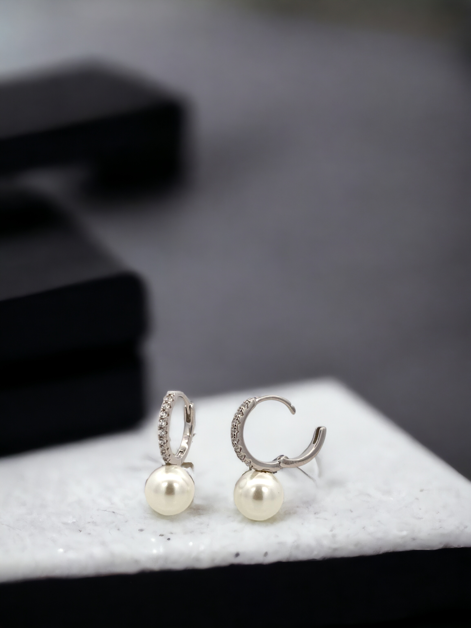 Shell Pearl Sterling Silver Hoop Earrings for Women - LAX Jewelry