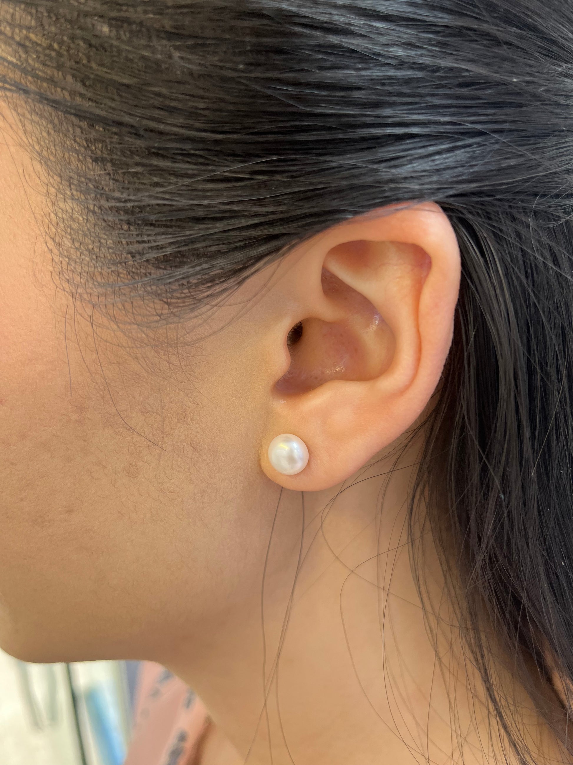 Shell Pearl Earrings Studs for Women - LAX Jewelry