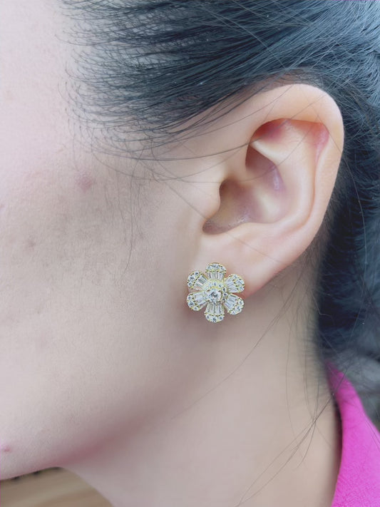 Sterling Silver with Simulated Diamond CZ 6 Flower Petals and 1 Flower Core Earrings for Women