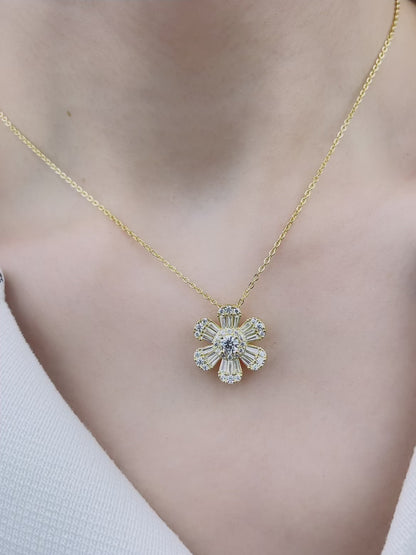 Sterling Silver with Simulated Diamond CZ 6 Flower Petals and 1 Flower Core Necklace for Women